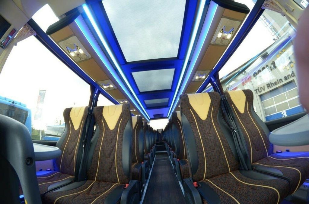 Autocar nuevo Iveco 70C  37 Sitze: foto 5