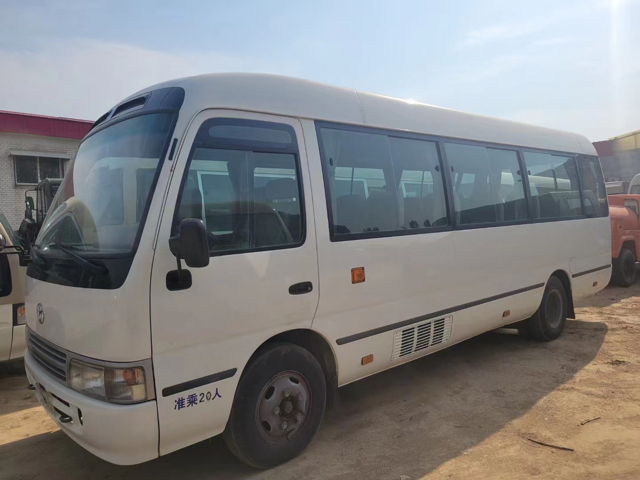 Minibús, Furgoneta de pasajeros TOYOTA Coaster city bus passenger van coach: foto 2