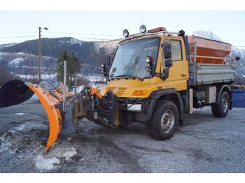 Camión volquete Unimog U500