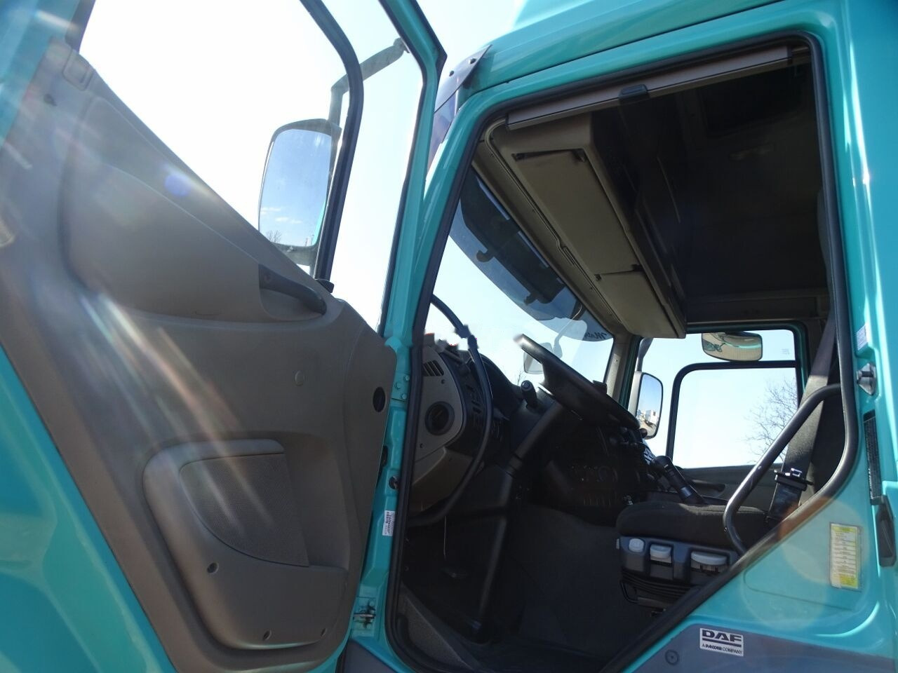 Camión caja abierta, Camión grúa DAF CF 85.460 Crane truck MKG HMK 401 8x4: foto 27