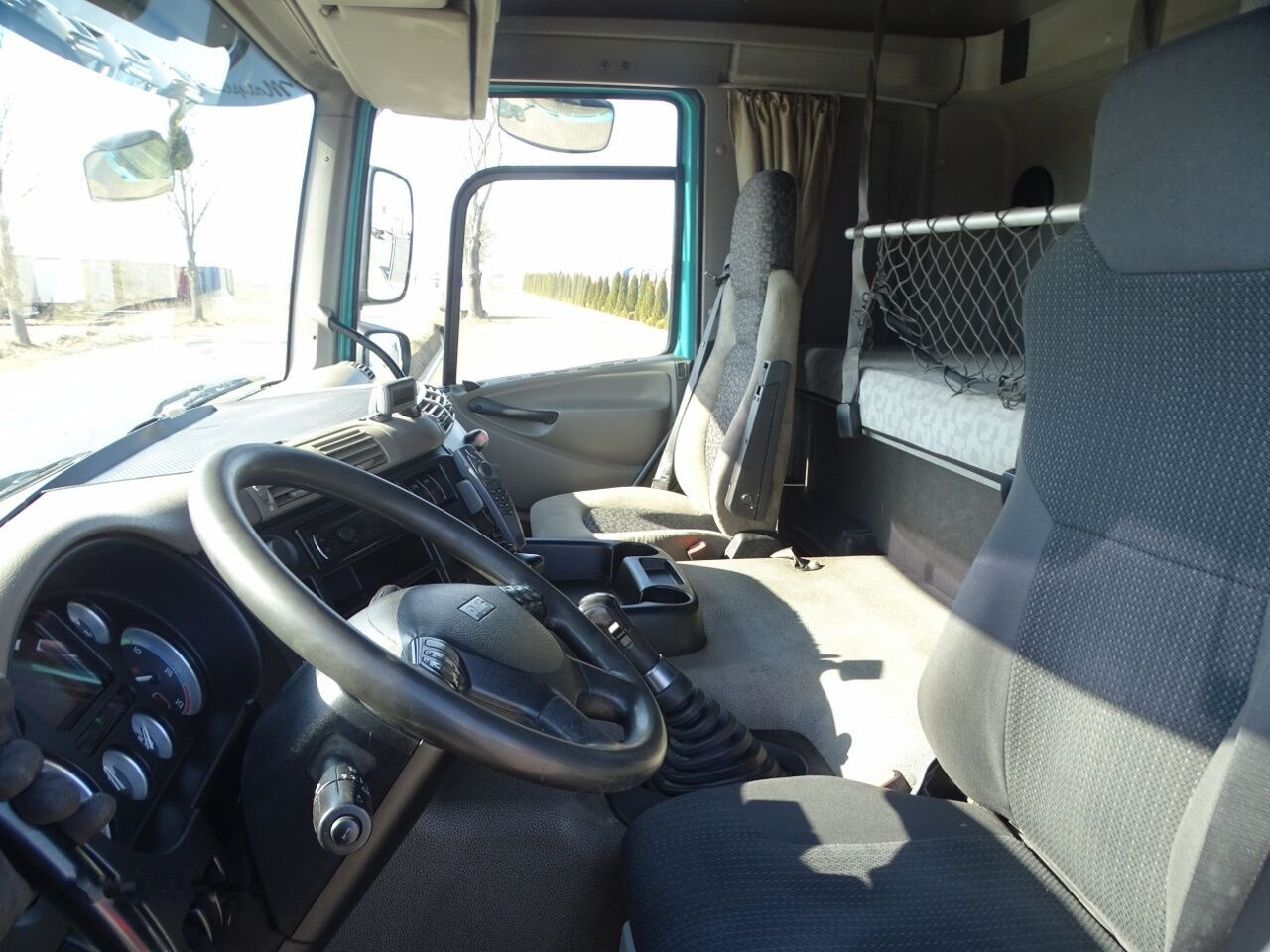 Camión caja abierta, Camión grúa DAF CF 85.460 Crane truck MKG HMK 401 8x4: foto 29