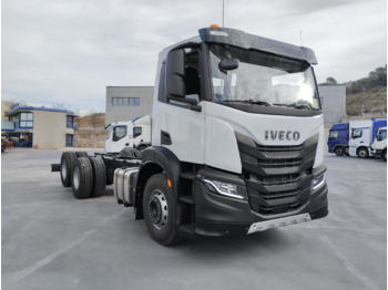 Camión chasis IVECO X-WAY AD280X40 E6 (Chassis): foto 2