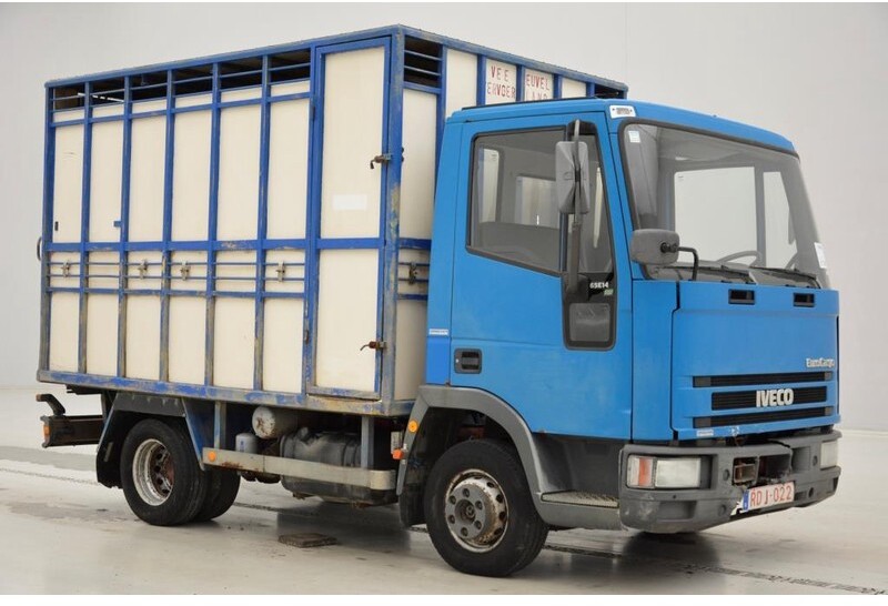 Camión transporte de ganado Iveco 65E14: foto 3