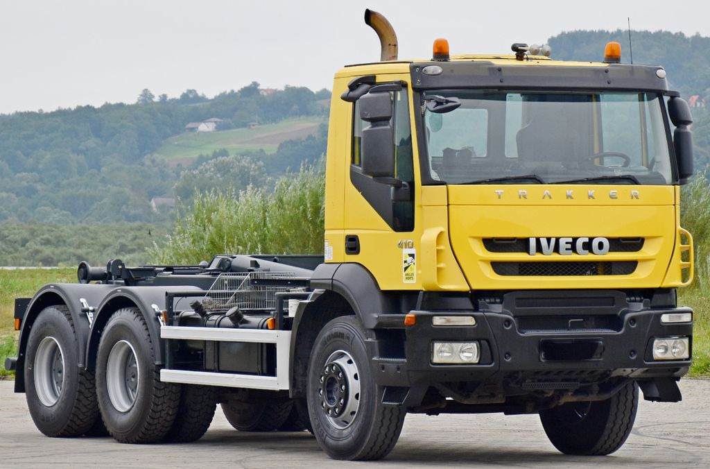 Camión multibasculante Iveco TRAKKER 410 * ABROLLKIPPER * 6x4 * TOPZUSTAND: foto 3