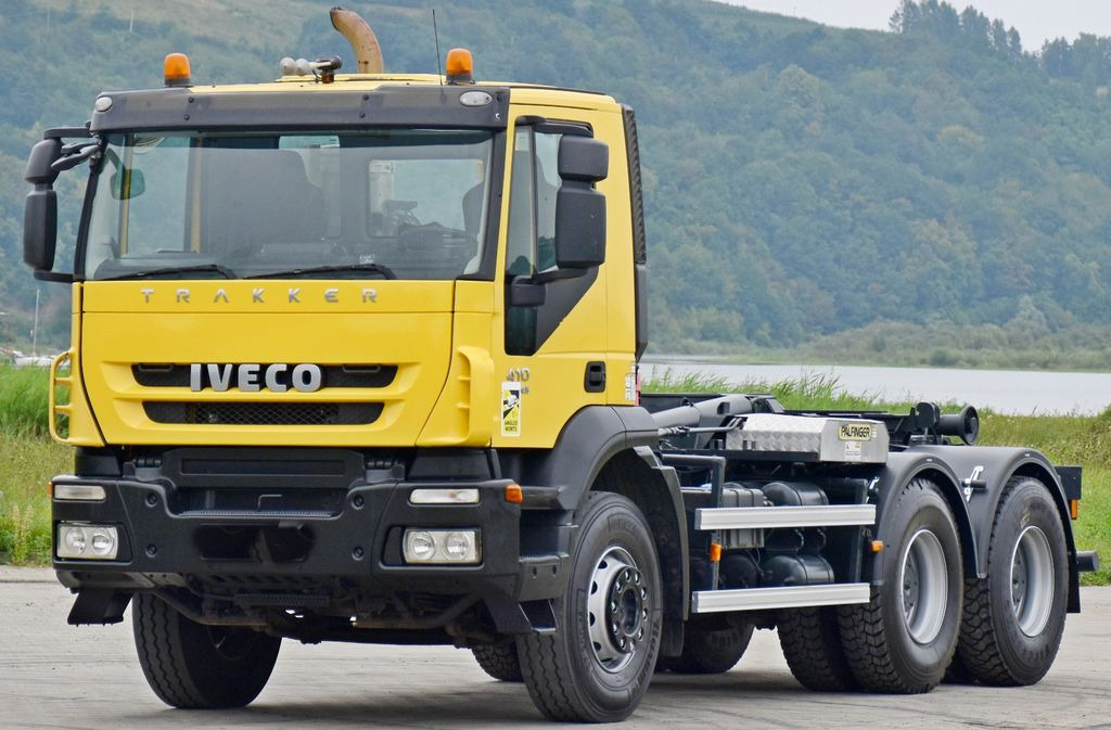 Camión multibasculante Iveco TRAKKER 410 * ABROLLKIPPER * 6x4 * TOPZUSTAND: foto 4