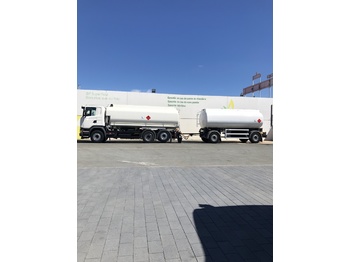 Camión cisterna para transporte de combustible SCANIA G410: foto 1