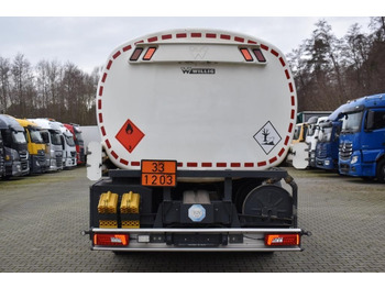 Camión cisterna Scania P 370 BL 8x4/WILLIG 3-Kammer/Retarder,Navi,E6: foto 4