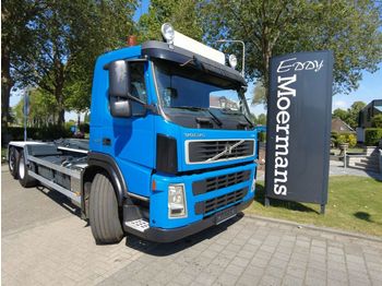 Camión portacontenedor de cadenas Volvo FM 400 6x2: foto 1