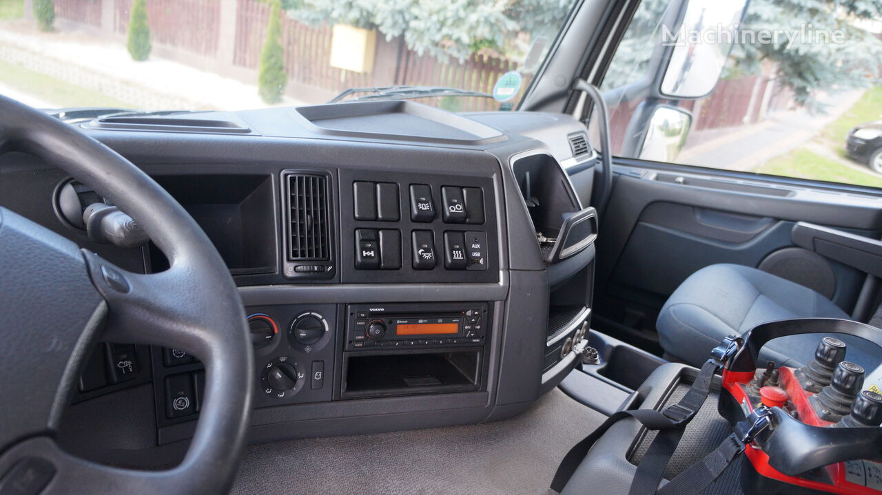 Camión portacontenedore/ Intercambiable, Camión grúa Volvo FM 410: foto 33