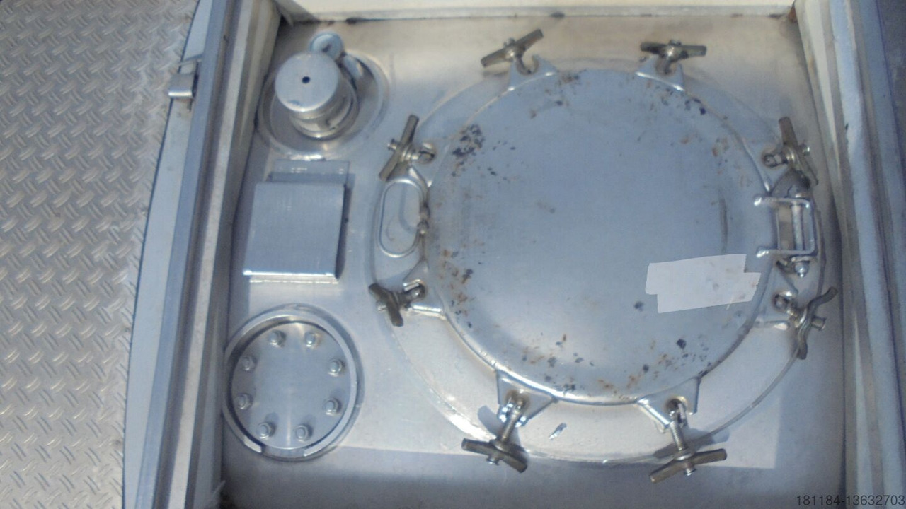 Contenedor cisterna TC 26.000 Liter V4A gereinigt isoliert (beheizbar) mehrmals vorhanden: foto 6