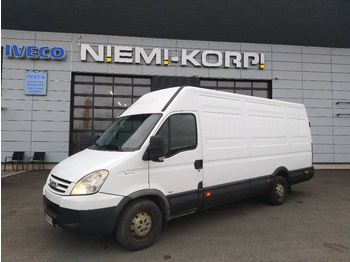 Furgón IVECO Daily 35S18: foto 1