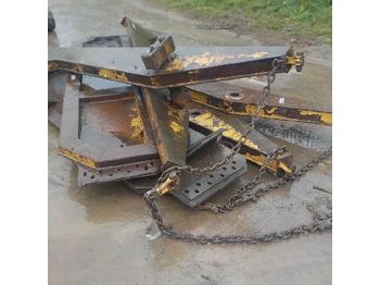  Caterpillar 725 - Implemento