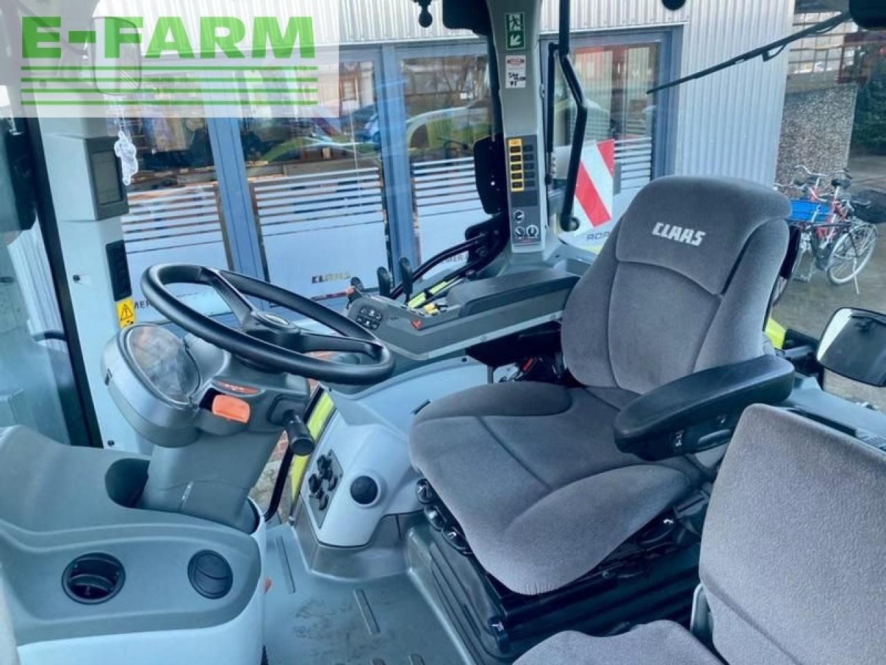 Tractor CLAAS arion 510 mit gps ready + fkh + fzw: foto 9