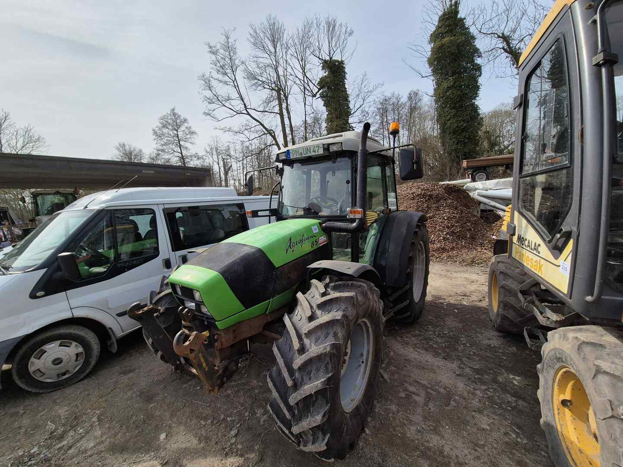 Tractor DEUTZ-FAHR AGROFARM 85: foto 2
