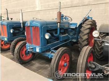 Tractor Fordson Power Major: foto 1