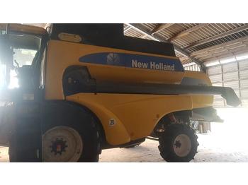 Cosechadora de granos New Holland CS 660: foto 1