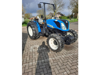 Tractor New Holland T4: foto 2