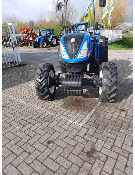 Tractor New Holland T4: foto 6