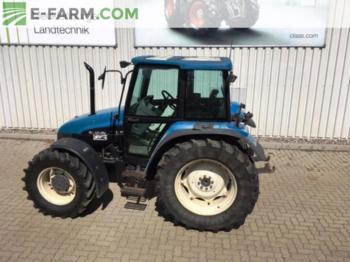 Ford 7635 DT - Tractor