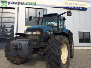 New Holland TM165 - Tractor