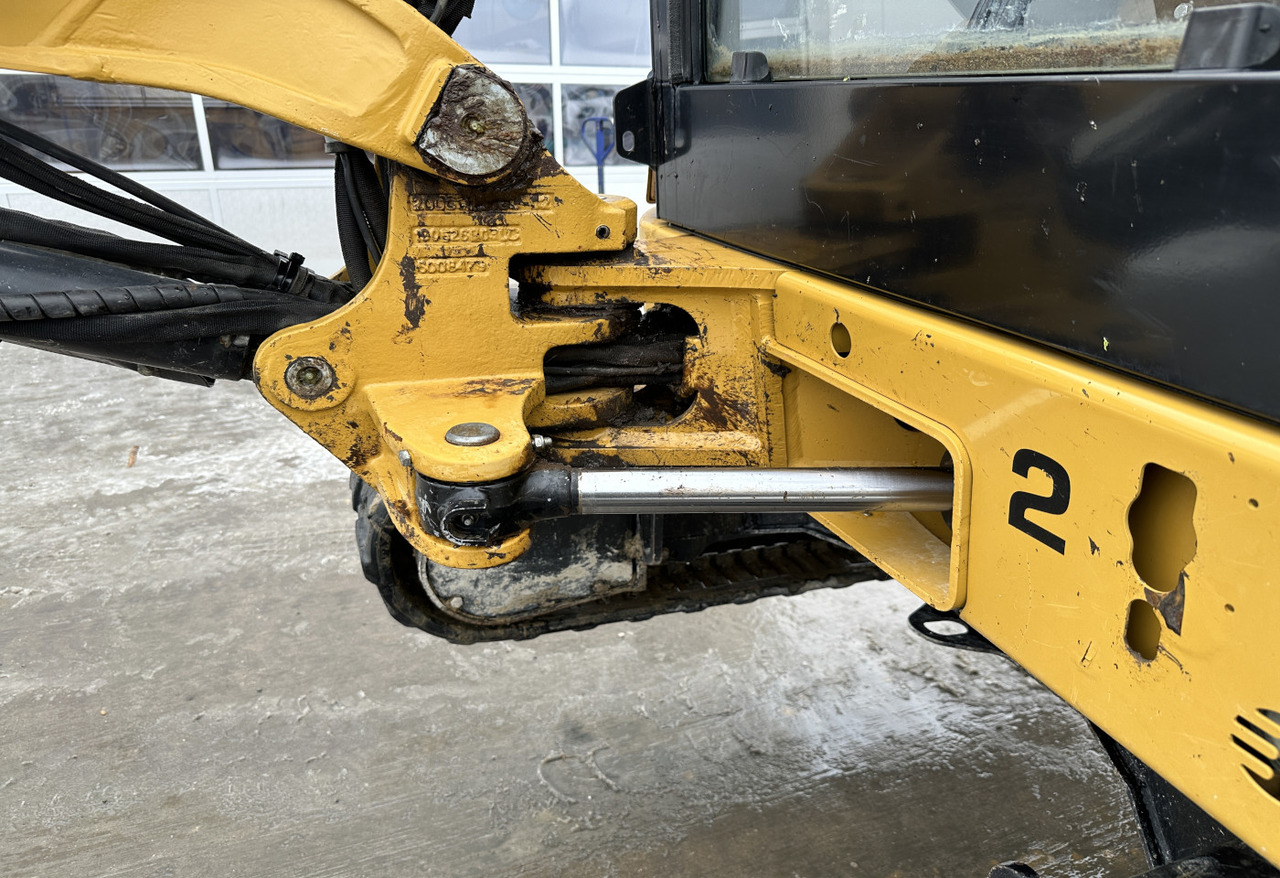Excavadora de cadenas 2019 Caterpillar 302.7D CR Mini Excavator: foto 13