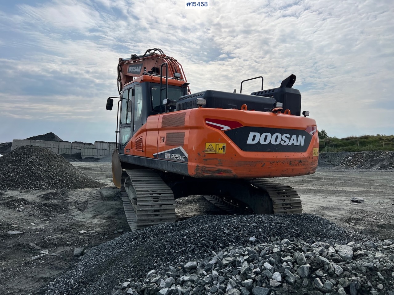Excavadora Doosan DX225 LC-7: foto 9