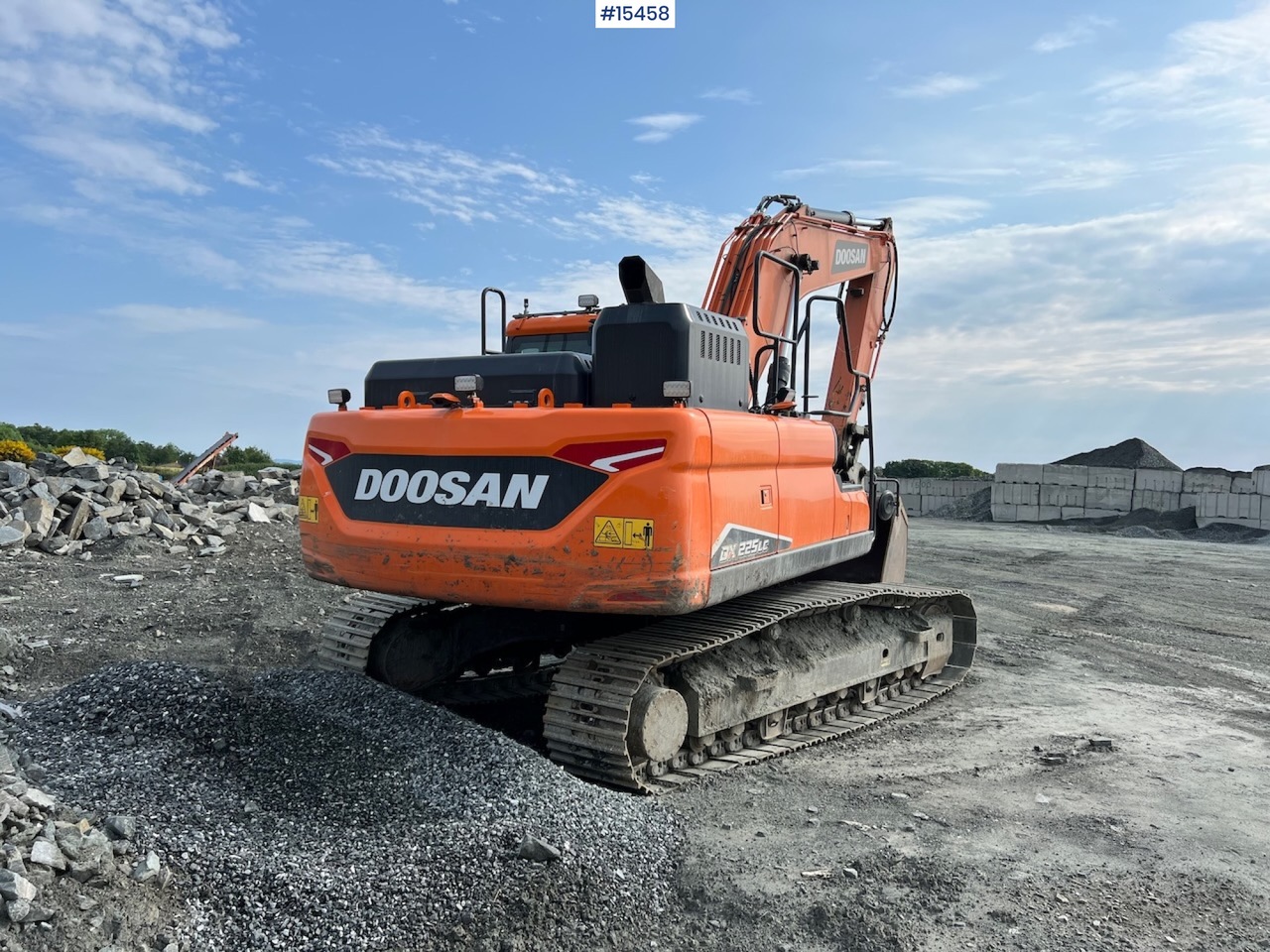 Excavadora Doosan DX225 LC-7: foto 6