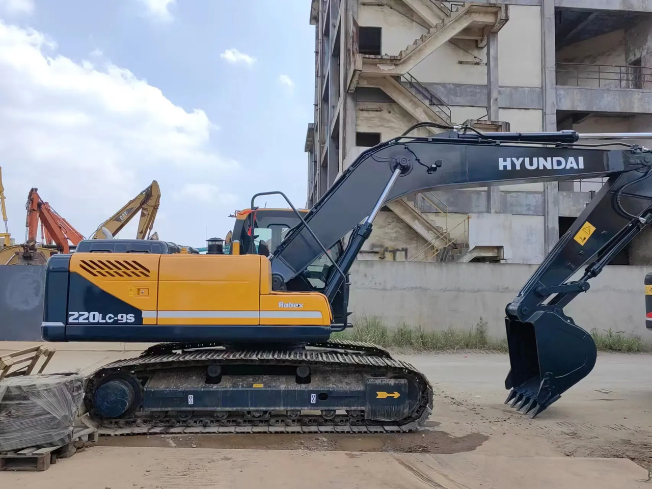 Excavadora de cadenas Hyundai used excavator 220LC-9S crawler excavator heavy equipment for sale: foto 5