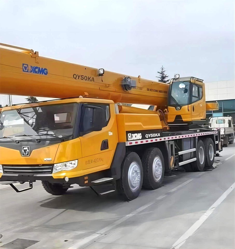 Leasing de  XCMG 50 ton used truck crane QY50KA mobile crane reconditined with competitive price XCMG 50 ton used truck crane QY50KA mobile crane reconditined with competitive price: foto 3