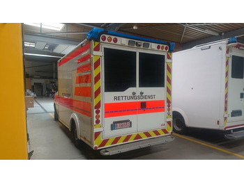 Ambulancia MERCEDES-BENZ Sprinter 316