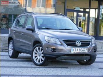 VOLKSWAGEN Tiguan 2.0 TDI CR - Coche