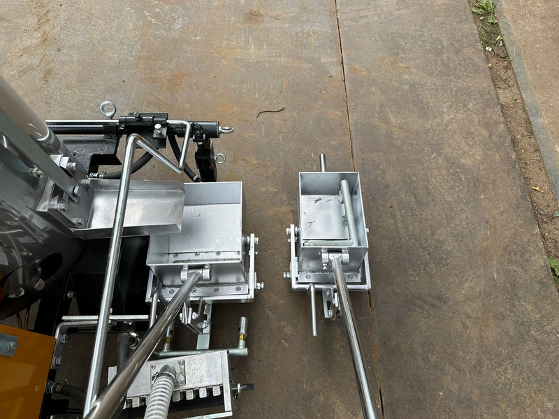 Coche nuevo Giga power Road Marking Machine: foto 12