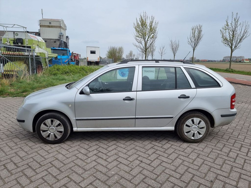 Coche Škoda Fabia 1.4 MPI: foto 8