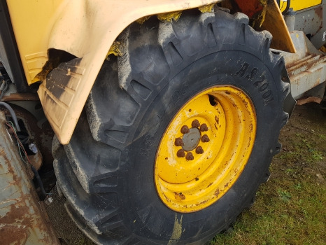 Rueda completa para Maquinaria agrícola Fermec 860 Rear Wheel Pair 18.4-26: foto 6