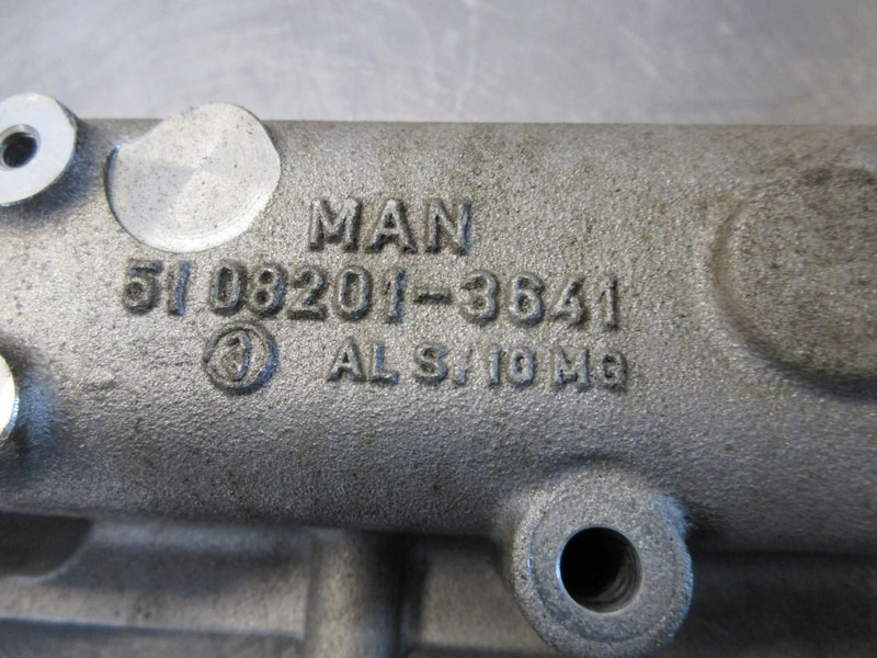 Motor y piezas para Camión MAN 51.08201-0516 LUCHT INLAAT BUIS MAN TGL TGM EURO 6 MODEL 2020: foto 5