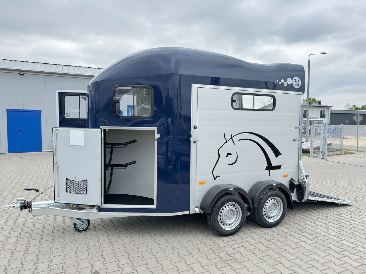 Remolque para caballos nuevo Cheval Liberté Gold 3 for two horses with tack room 2000 kg GVW trailer: foto 32