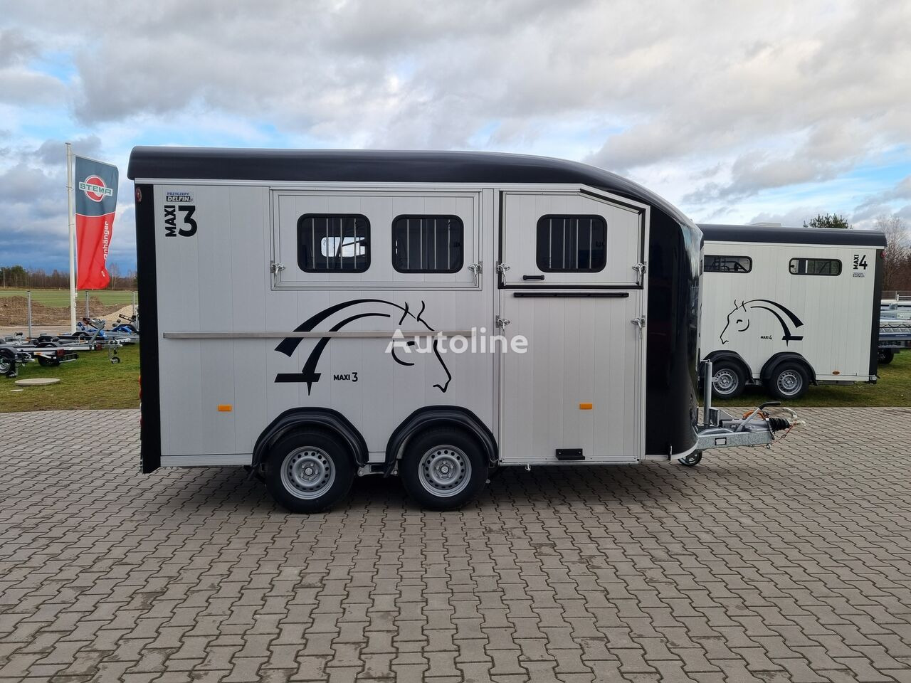 Remolque para caballos nuevo Cheval Liberté Maxi 3 Minimax trailer for 3 horses GVW 3500kg tack room saddle: foto 17