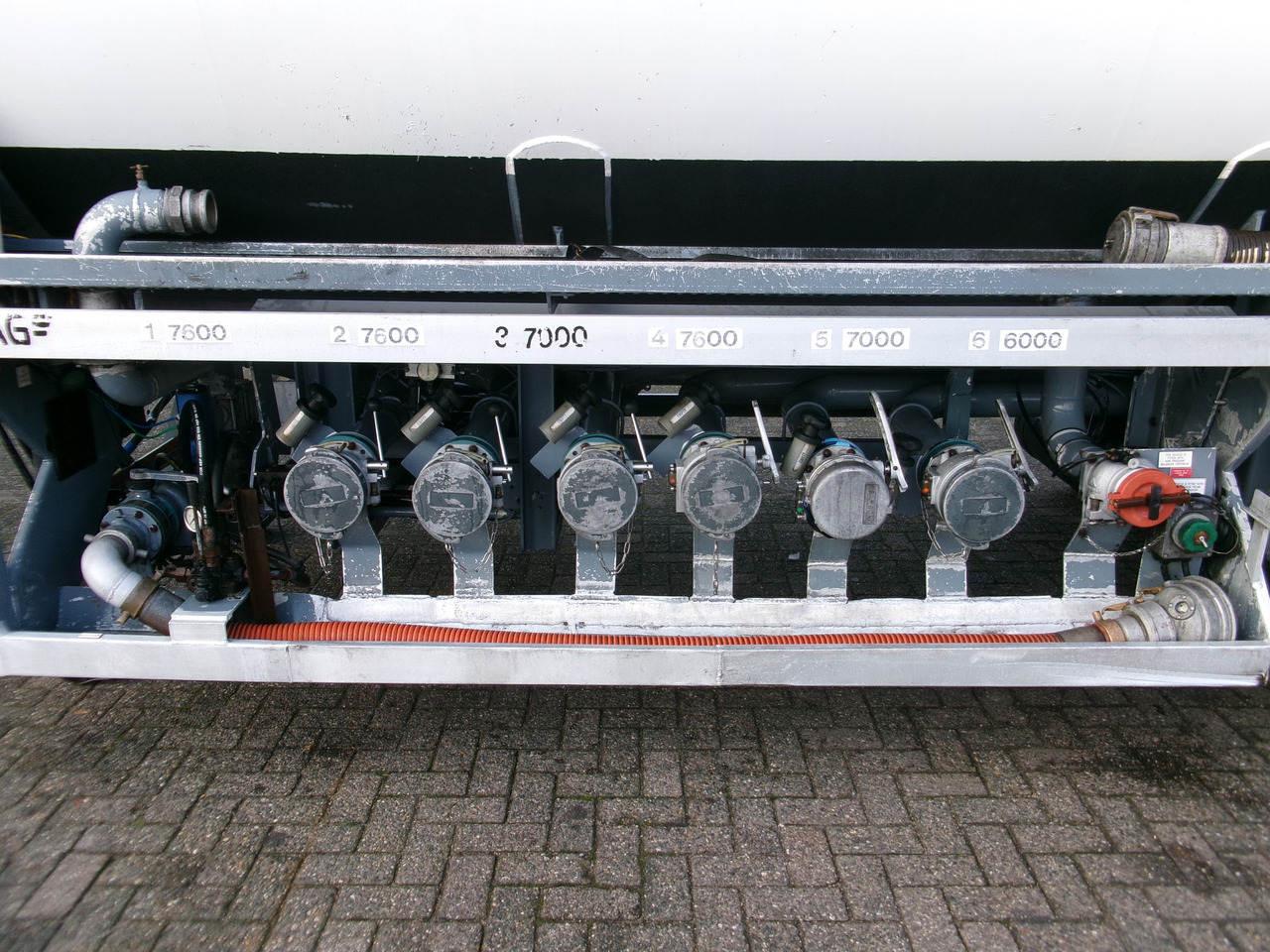 Semirremolque cisterna para transporte de combustible L.A.G. Fuel tank alu 45.2 m3 / 6 comp + pump: foto 11