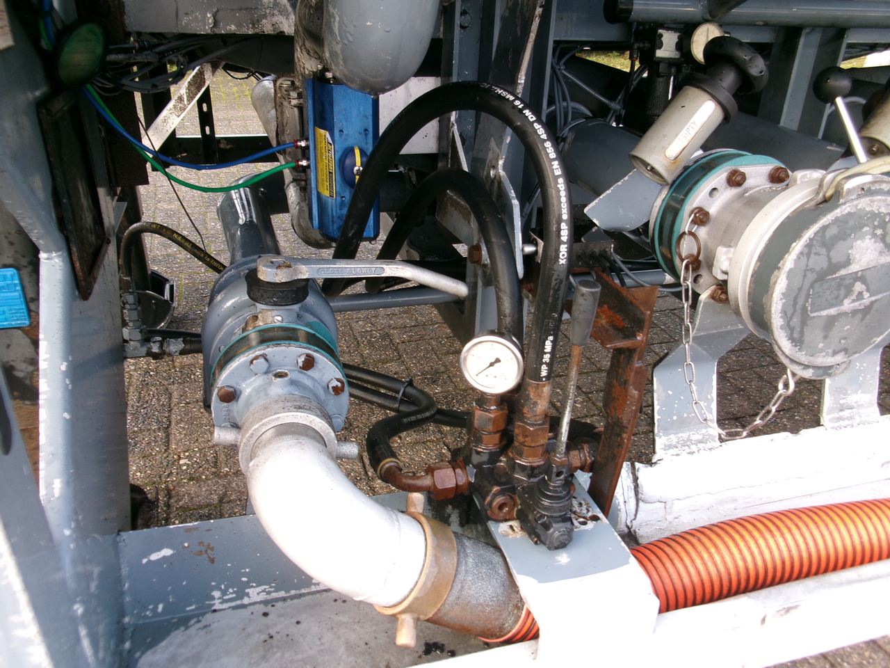 Semirremolque cisterna para transporte de combustible L.A.G. Fuel tank alu 45.2 m3 / 6 comp + pump: foto 13