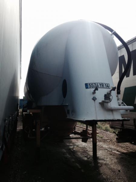 Semirremolque silo para transporte de substancias químicas Spitzer: foto 6