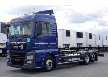 Camión portacontenedore/ Intercambiable MAN TGX 26.500