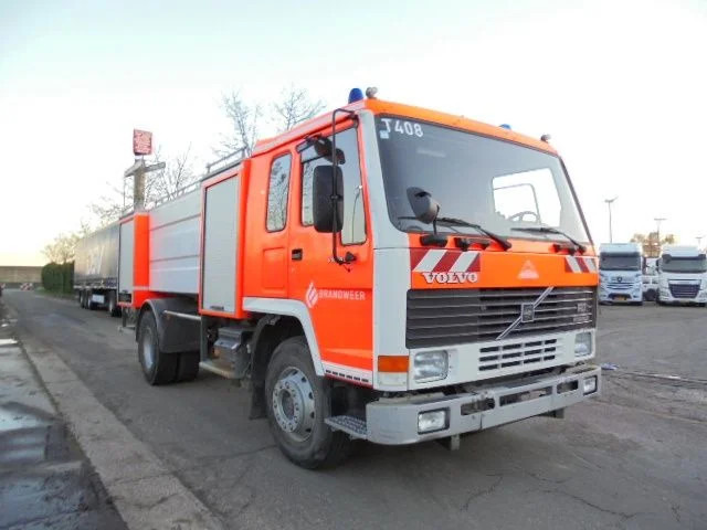 Camión de bomberos Volvo FL 7- 190: foto 3