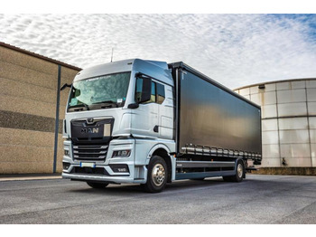 MAN TGX 18.400 XLX+HAYON - Camión caja cerrada: foto 1