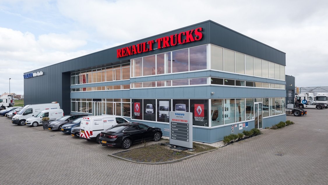 Used Truck Center B.V. - Cabezas tractoras RENAULT - 4x2, Euro 6 undefined: foto 1