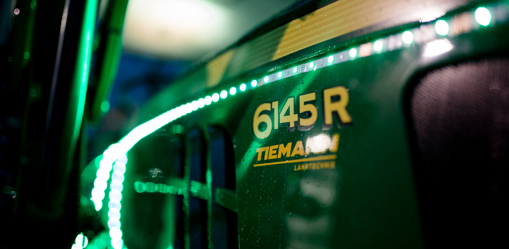 Tiemann Landtechnik GmbH & Co. KG - Camiones undefined: foto 1