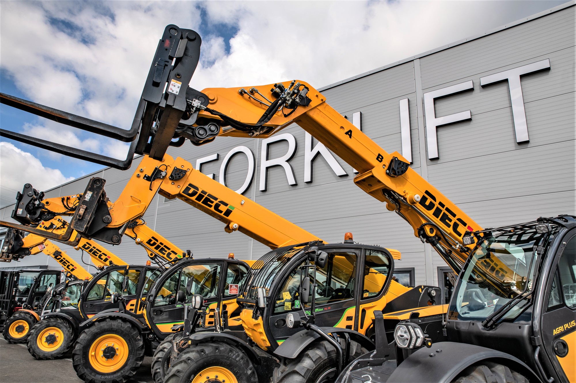 FORKLIFT OU - Equipos de manutención JCB - Año: 2018, diésel, aire acondicionado undefined: foto 1