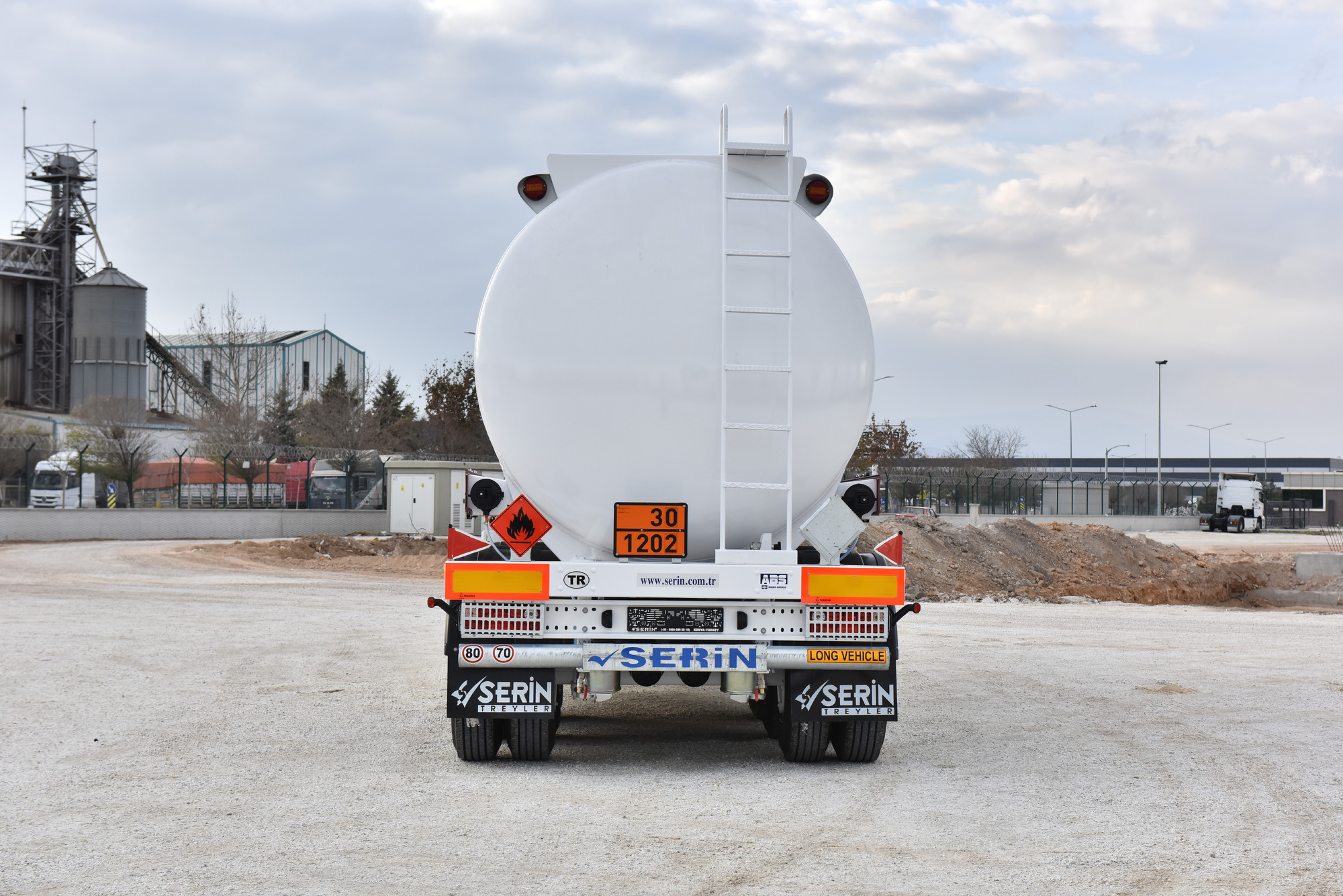 Serin Trailer undefined: foto 26