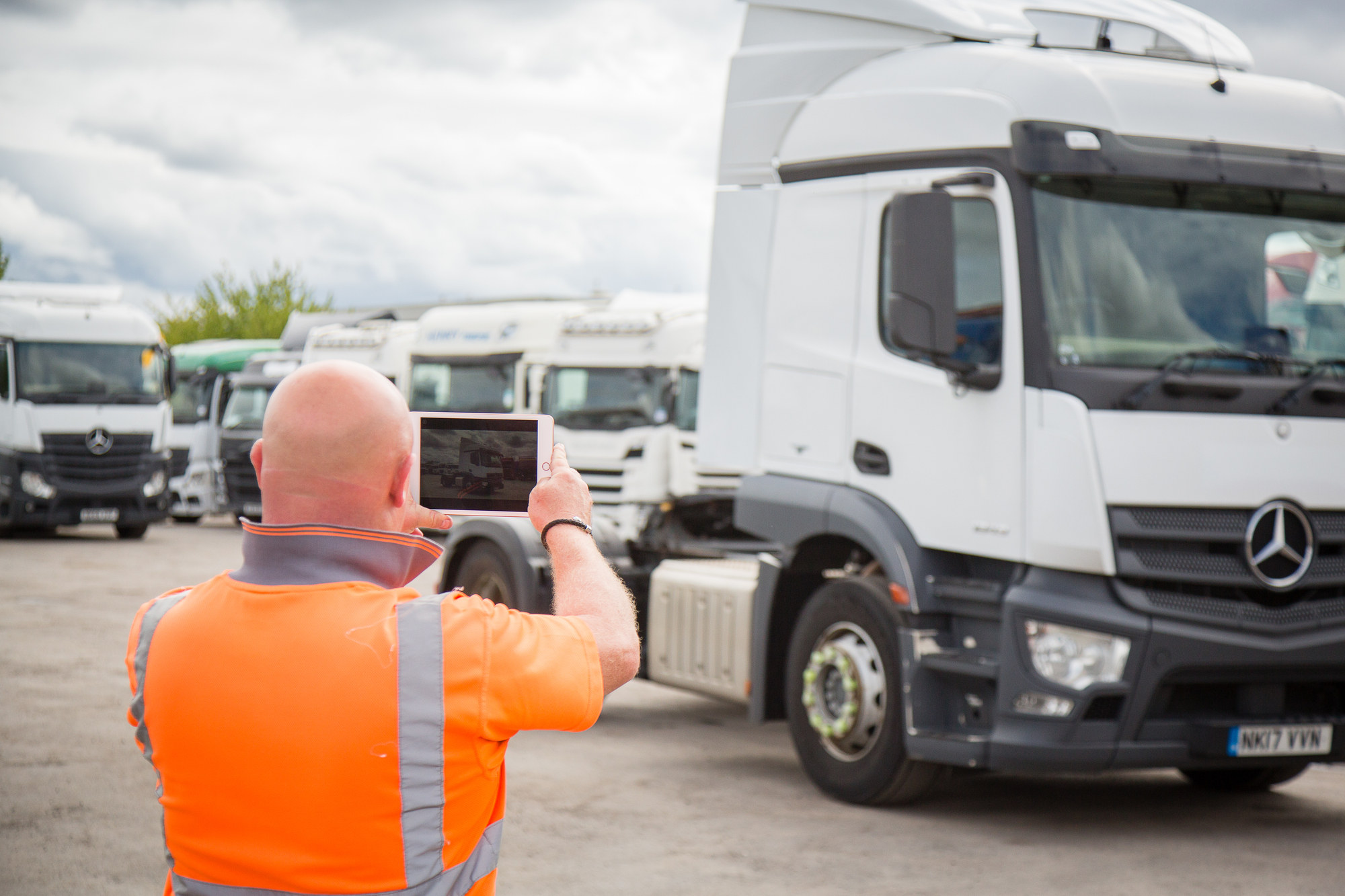 COMMERCIAL VEHICLE AUCTIONS LIMITED - Equipos de manutención undefined: foto 15