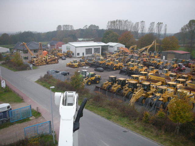 BAUMA Vermiet- und Handels GmbH - Maquinaria de construcción LIEBHERR L 504 undefined: foto 1