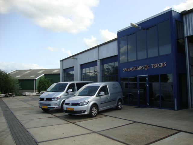 Sprengelmeijer Trucks B.V. - Vehículos municipales - aire acondicionado undefined: foto 2